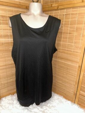 Nike black fro-fit sleeveless top tank top with cut out back workout yoga Large